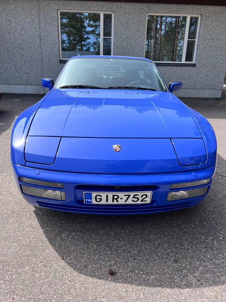 Kuva autosta PORSCHE 944